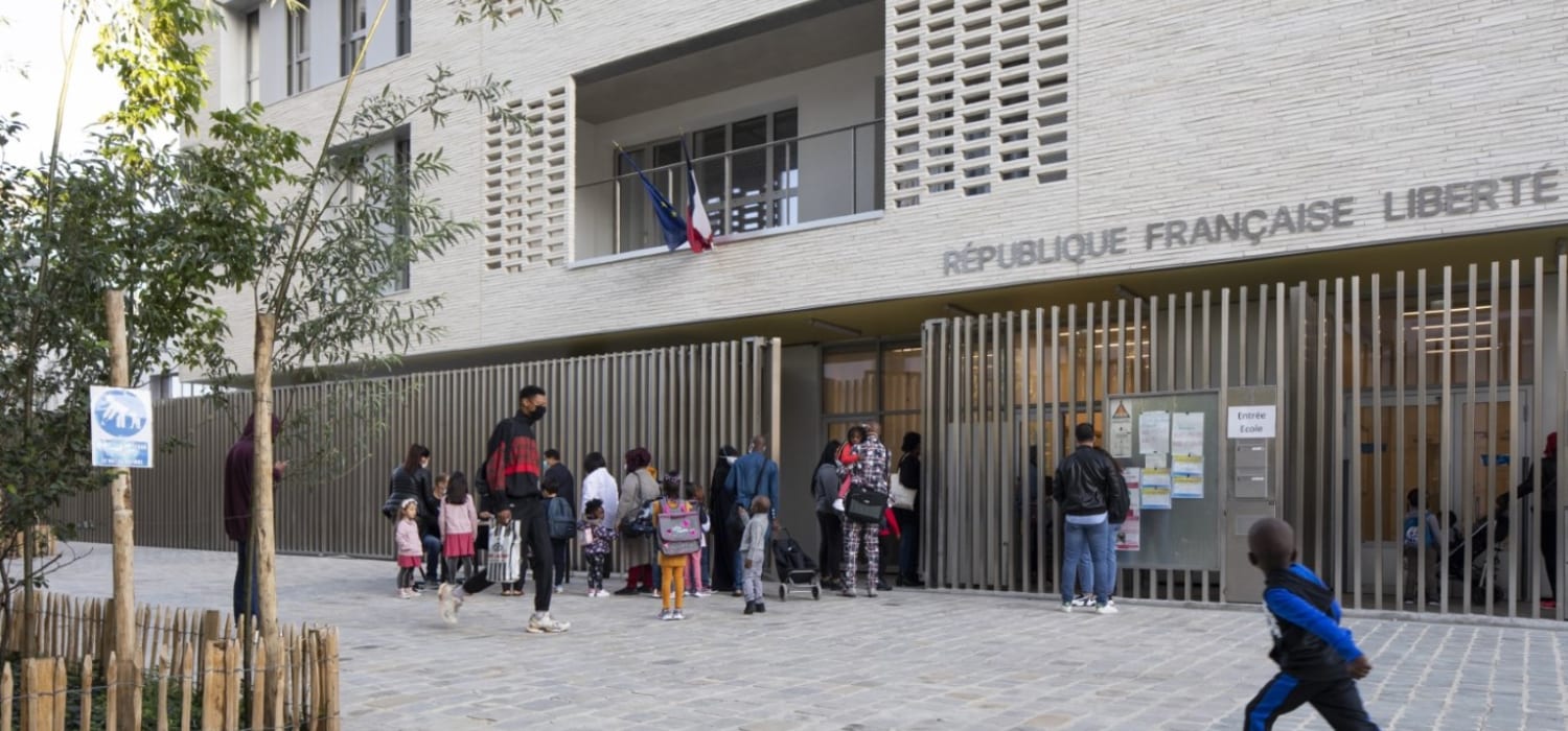 La nouvelle école maternelle et primaire ainsi que la crèche flambant neuve de Chapelle International a ouvert ses portes à la rentrée 2019.